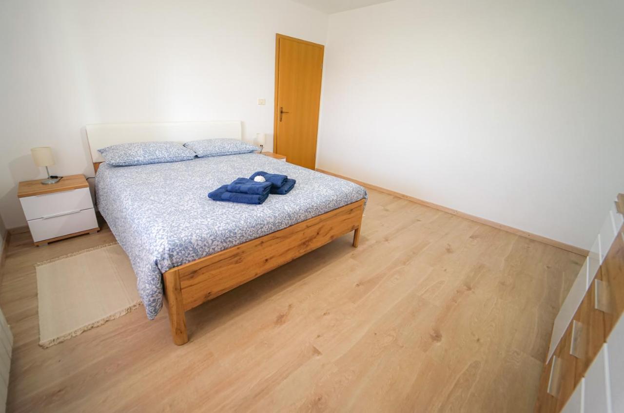 Apartment Full Moon Pobegi Exterior photo
