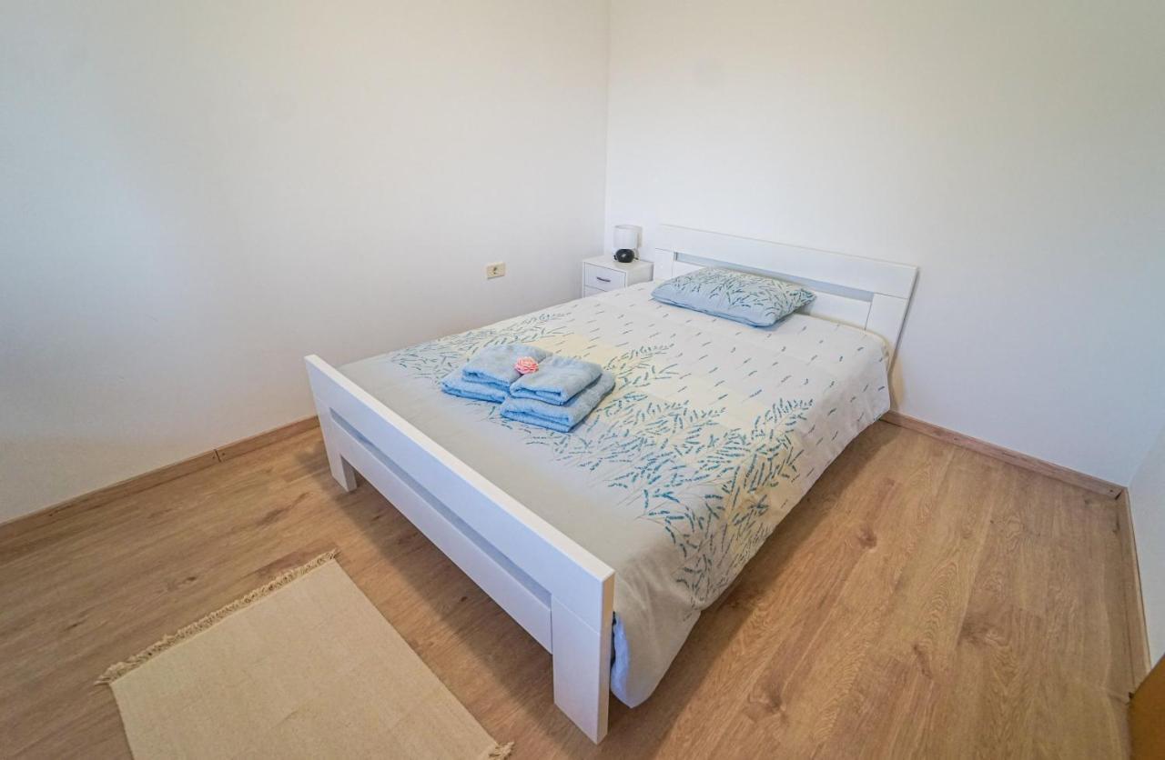 Apartment Full Moon Pobegi Exterior photo