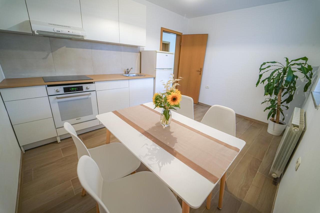 Apartment Full Moon Pobegi Exterior photo